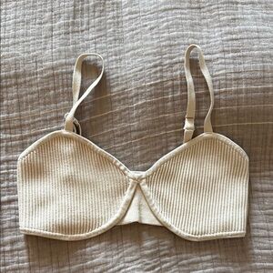 Aritzia Babaton Bra Top